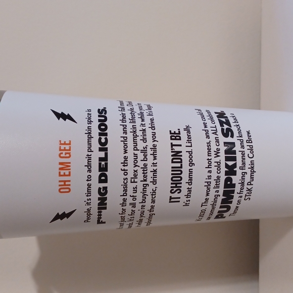 Stok cold brew Tom Segura pumpkin spice travel mug - Picture 3 of 8